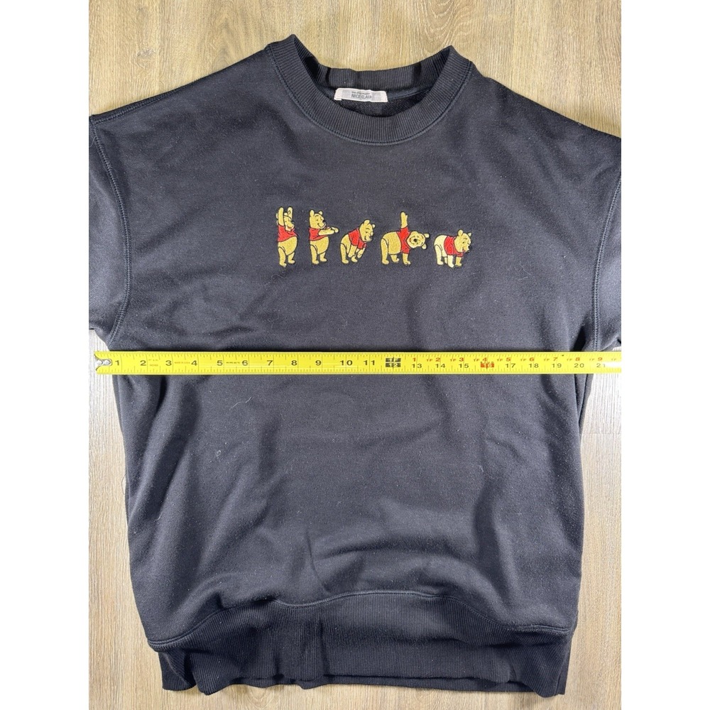 Nice Claup Japan Disney Winnie‎ the Pooh Embroidered Sweatshirt Black - Picture 4 of 6